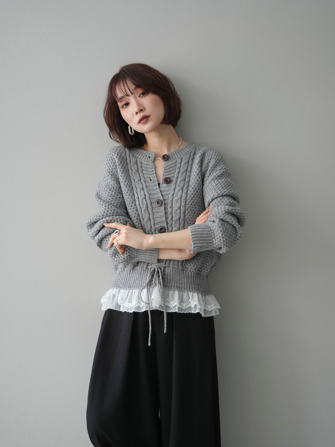 [予約]裾レースケーブルニットカーディガン/gray