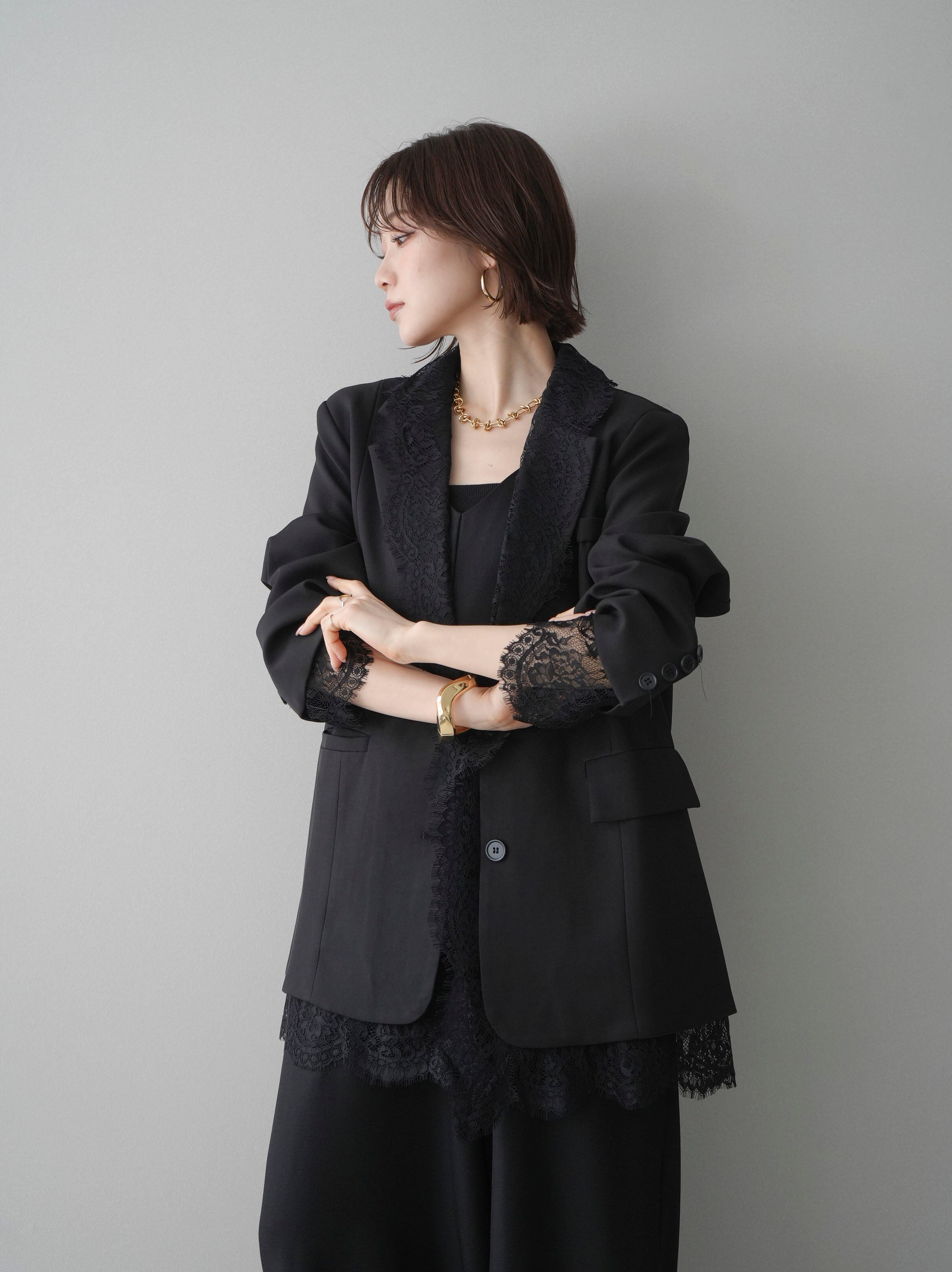 美品✨ アンスリード レイヤードポケットジャケット 23SS オーバーサイズ 黒 予約]レースドッキングオーバージャケット/black – Lumier