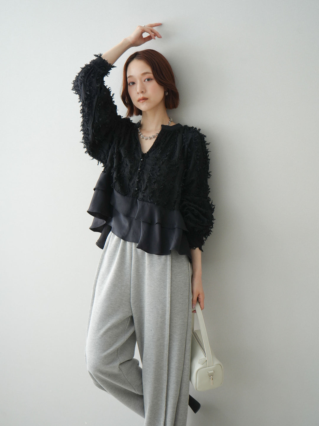 [SET]ジャガードぺプラムフリルブラウス+2WAYデザインスウェットパンツ(2set)