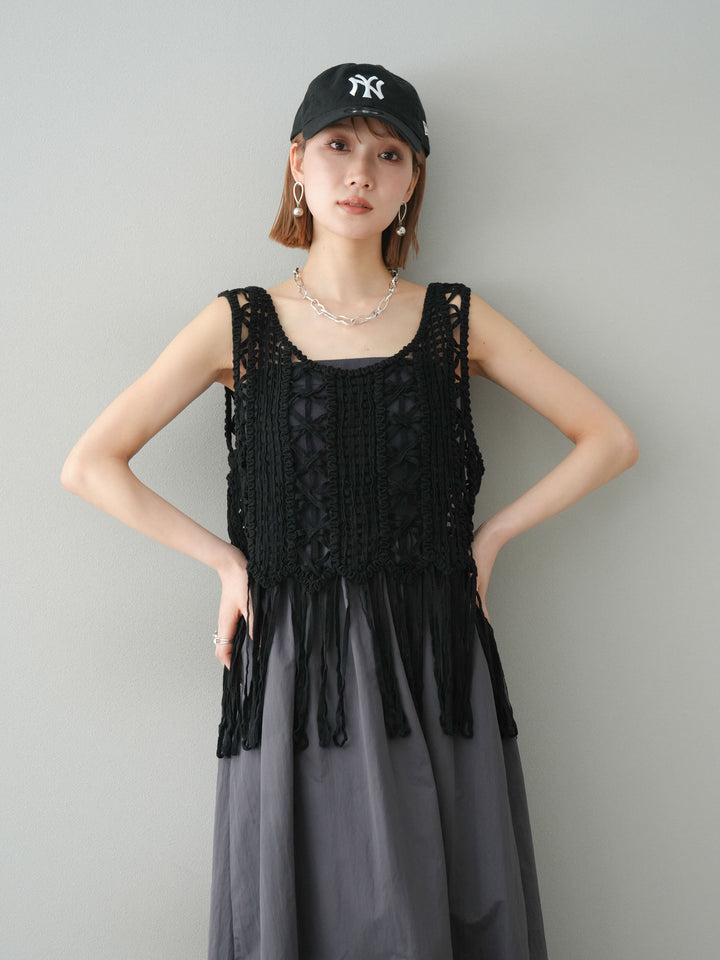 [予約]クロシェフリンジノースリーブトップス/ブラック