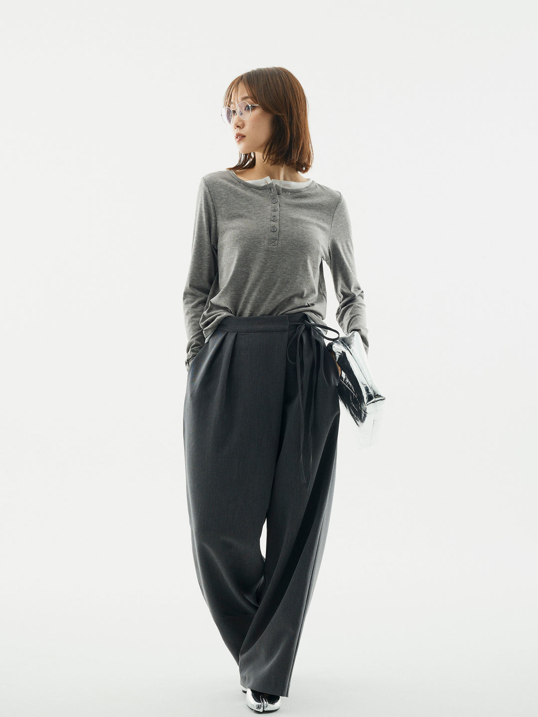 【Allure】[SET]配色レイヤードヘンリーネックトップス+ラップデザインタックワイドパンツ(2set)