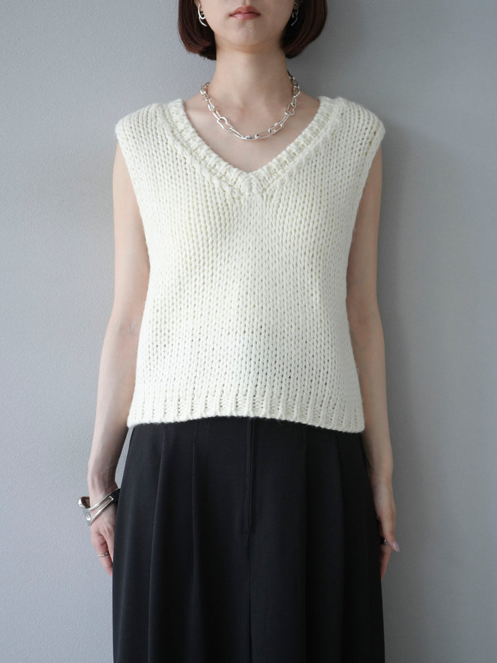 [予約]ロービングVネックショートニットベスト/アイボリー