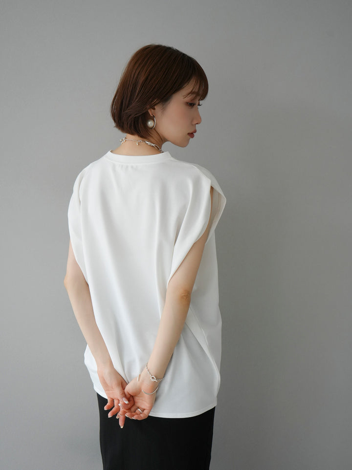 [Pre-order] Shoulder tuck T-shirt/Off-white