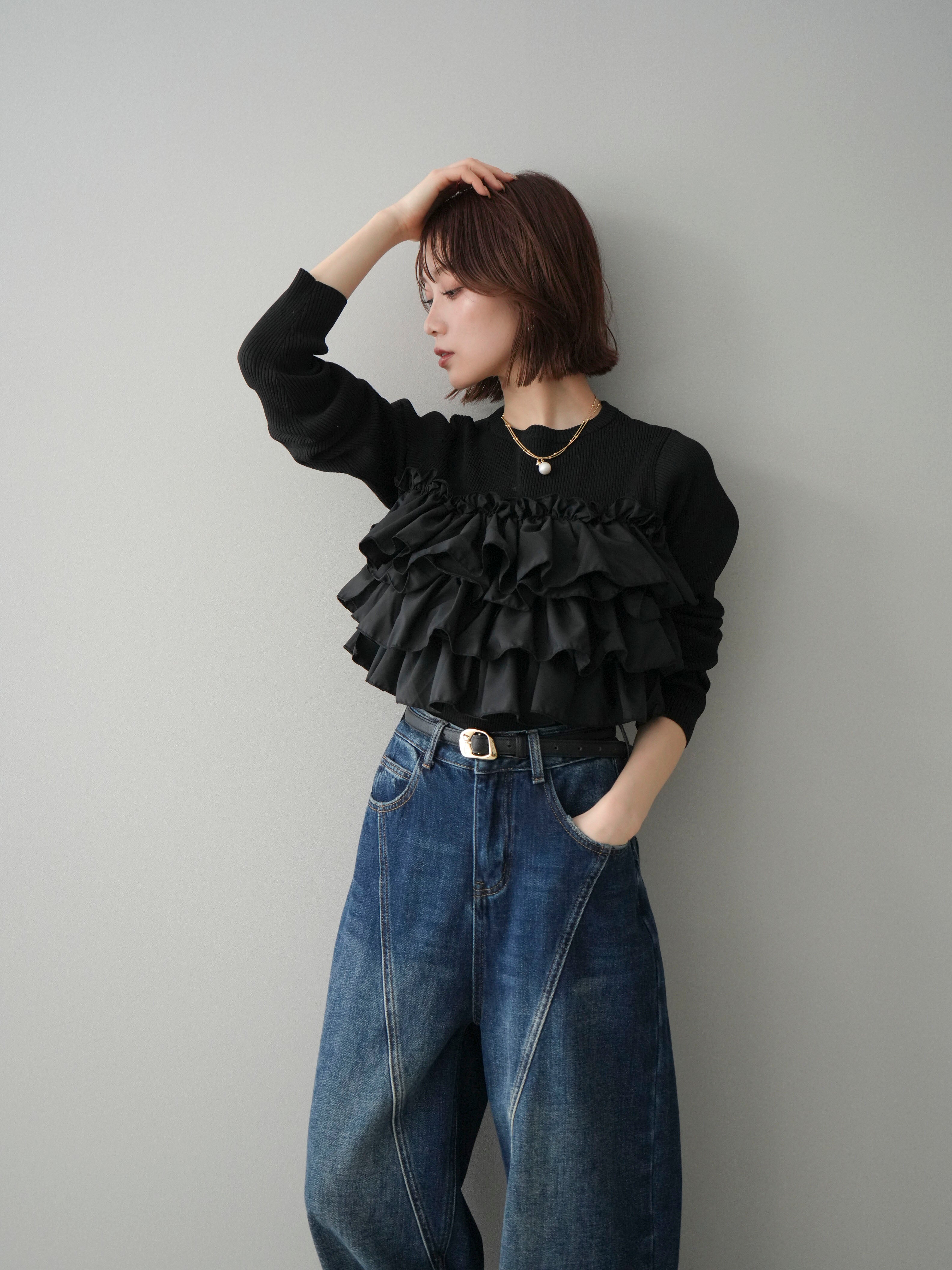 ルネ♡ フリル付き黒ニットプルオーバー 予約]フリルビスチェドッキングスポンジニットプルオーバー/black – Lumier