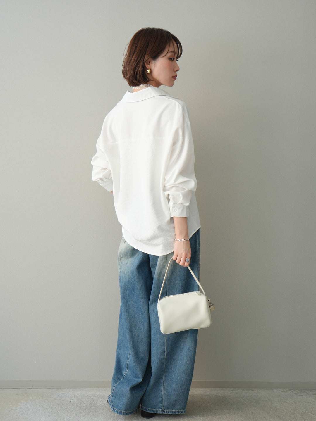 [予約]フロントビジューカーブデニムパンツ/blue