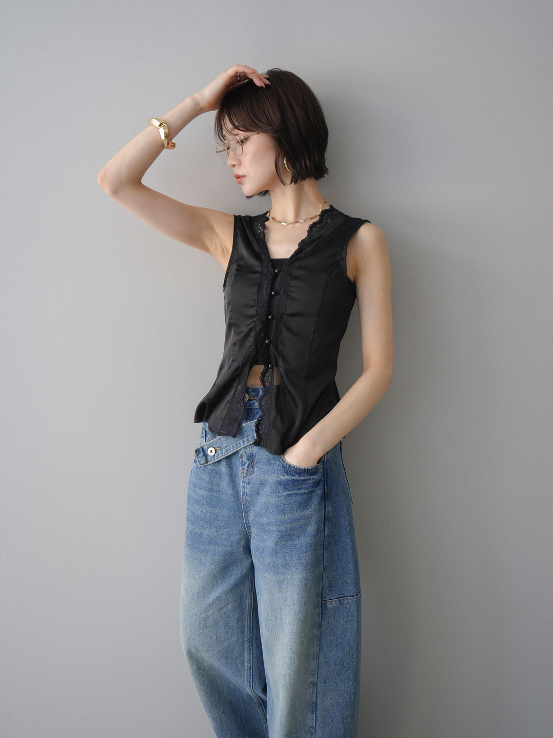 [予約]ノースリサテンレースキャミソール/black