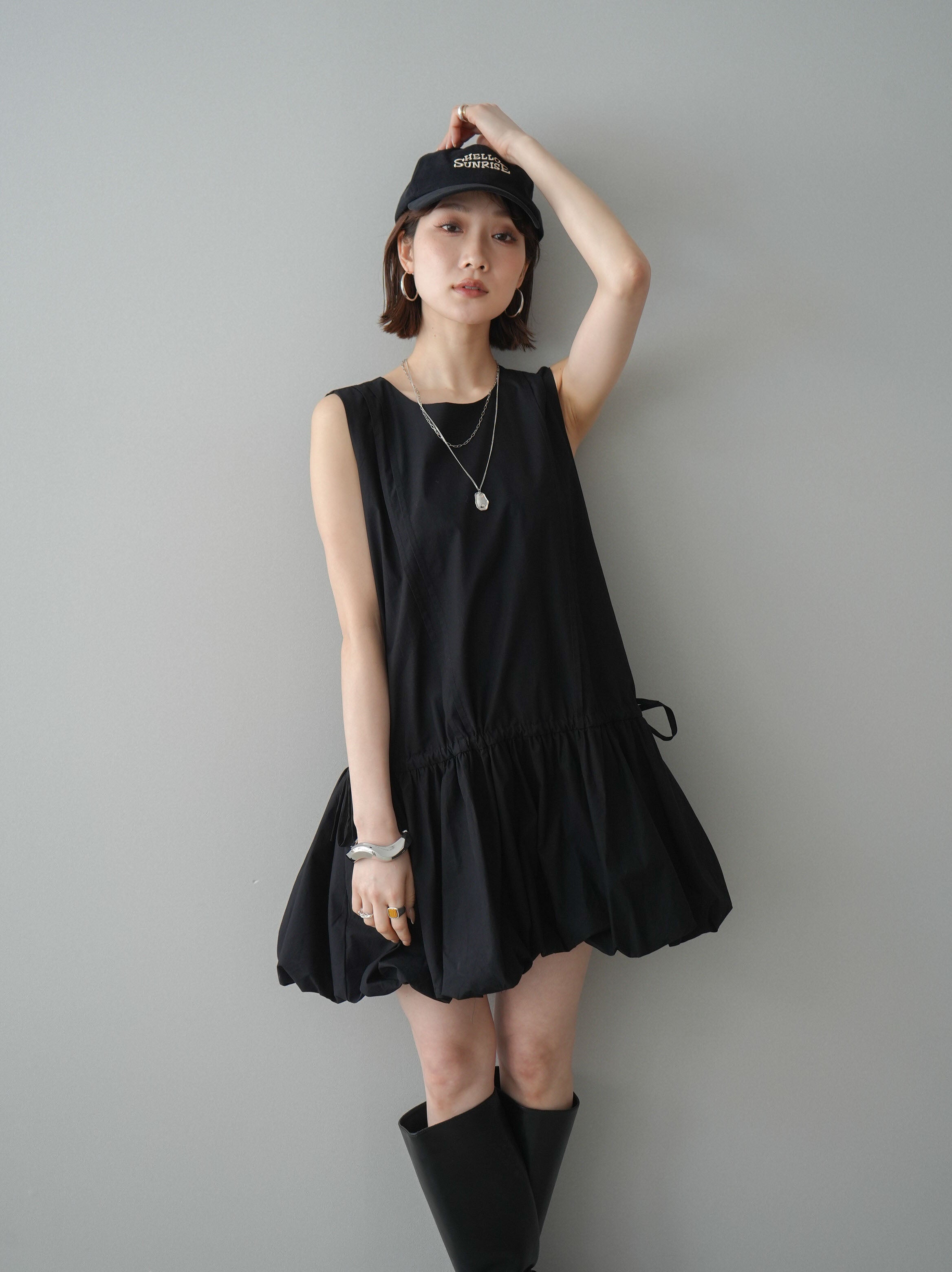 完売品！韓国　 ブラック ノースリーブミニバルーンワンピース 予約]ノースリバルーンミニワンピース/black – Lumier
