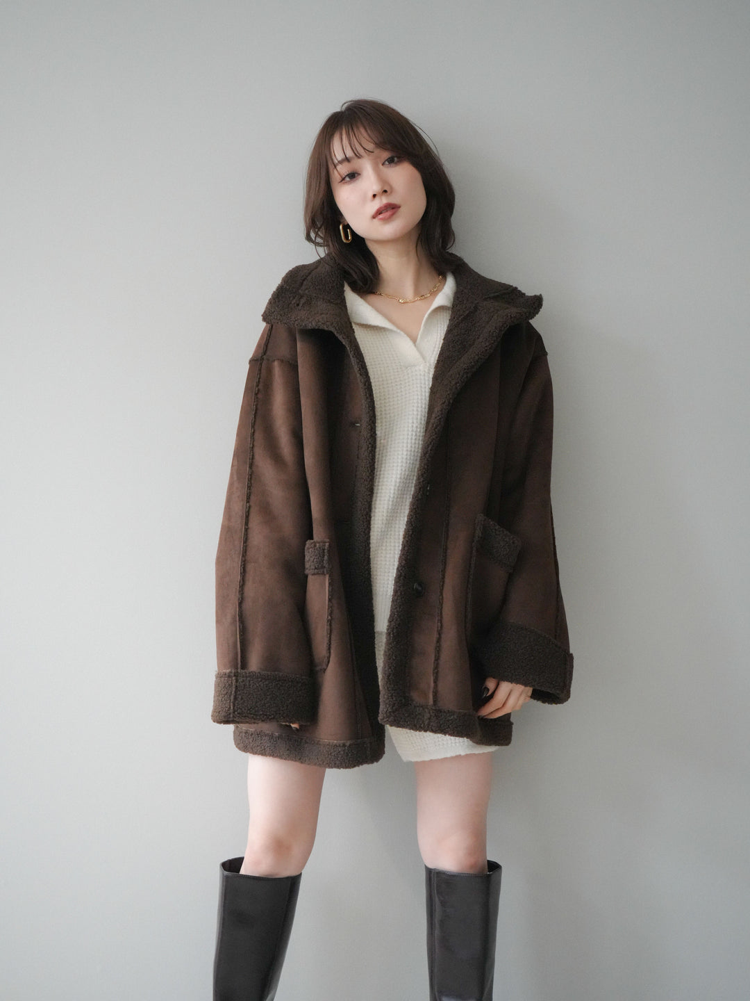[SET]ポロニットプルオーバー＆ショートパンツSET UP+スタンドネックフェイクムートンミディアムコート(2set)