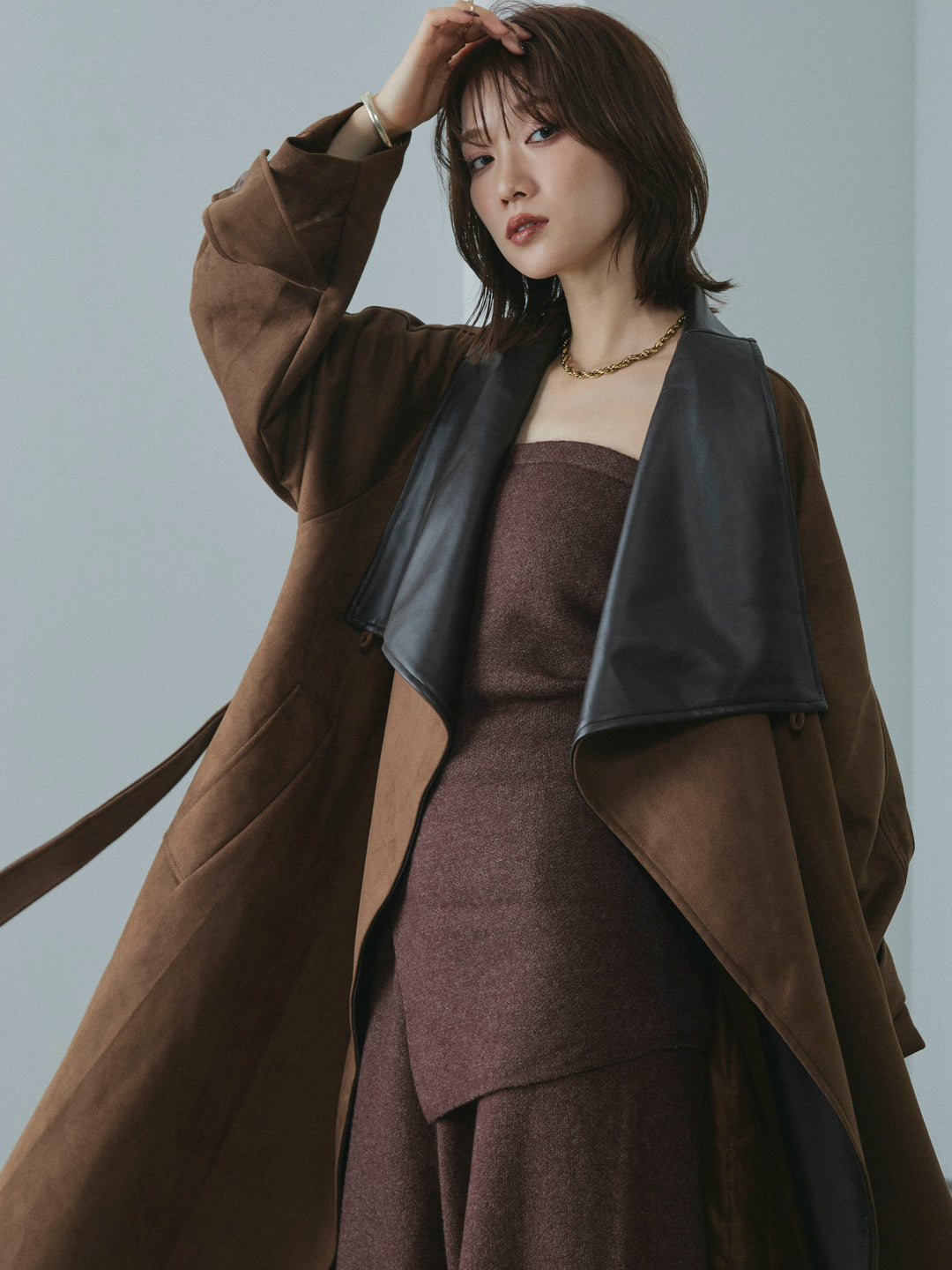 [予約]レザーカラースウェードロングコート/brown