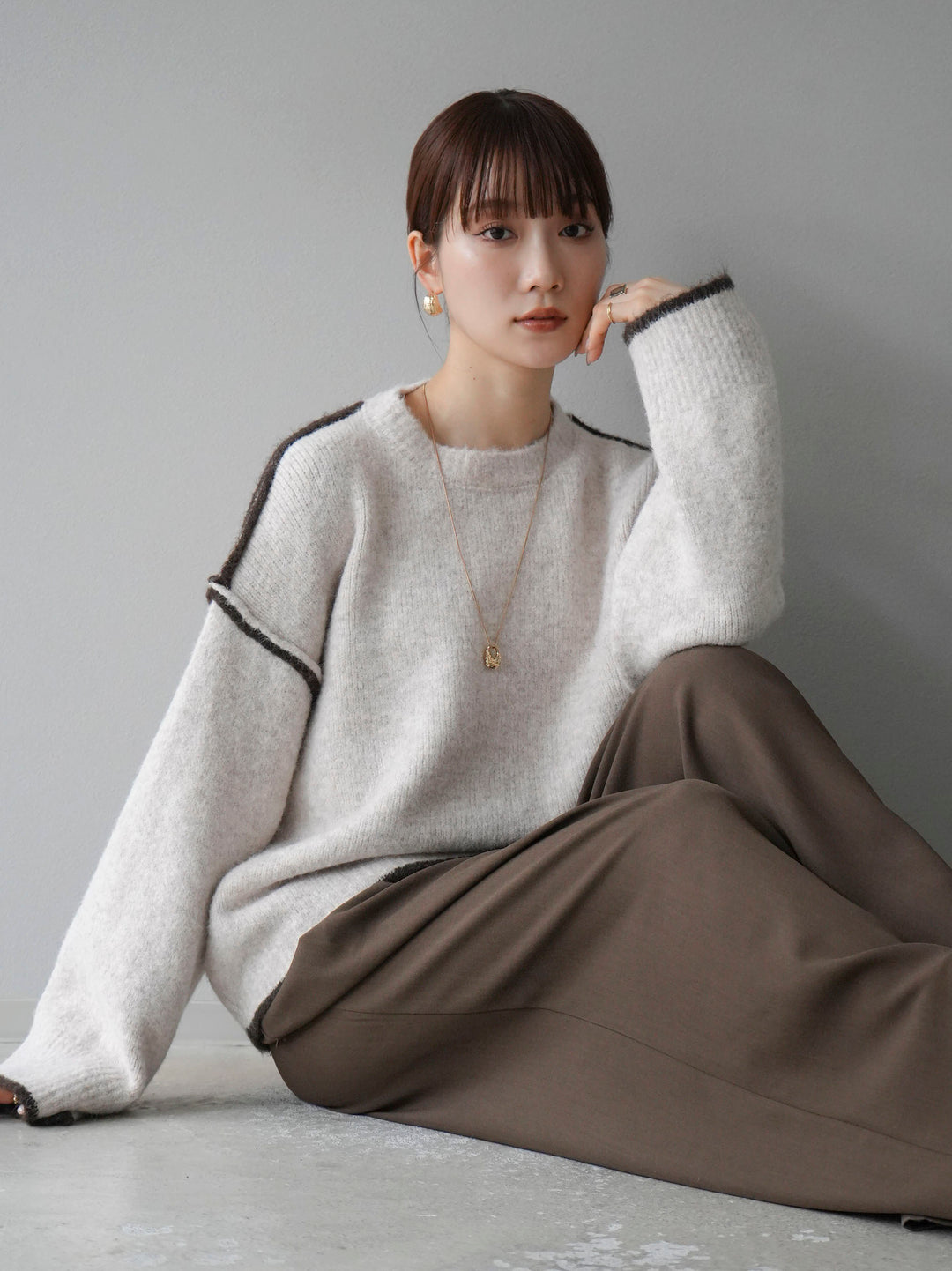 [預訂] 色彩協調針織套頭衫/象牙色