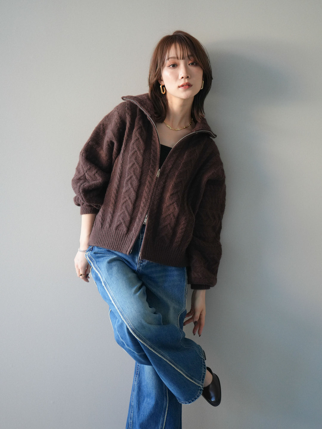 [SET]ケーブル編みハイネックZIPニットカーディガン+選べるアクセセット(2set)