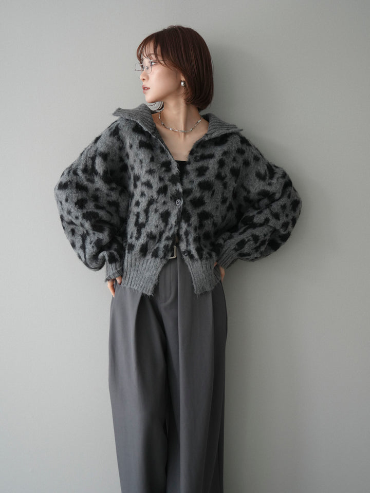 [予約]スタンドネックレオパード柄ニットカーディガン/gray