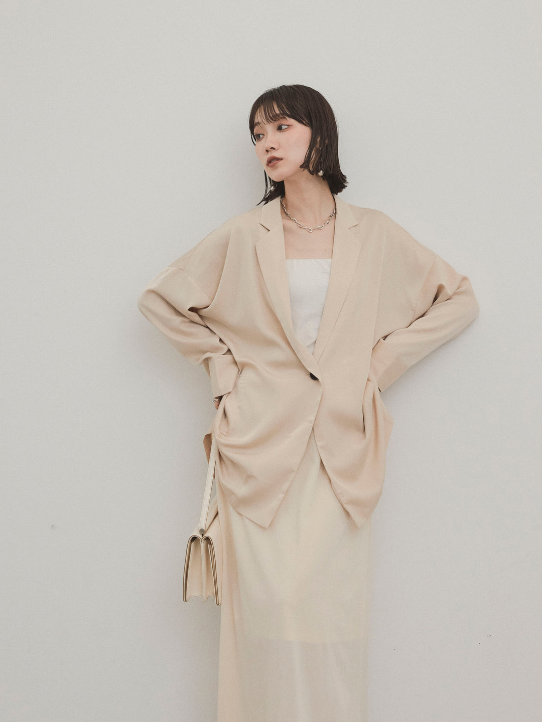 [SET] 霧面緞面外套 + 天鵝絨半身裙 (2set)