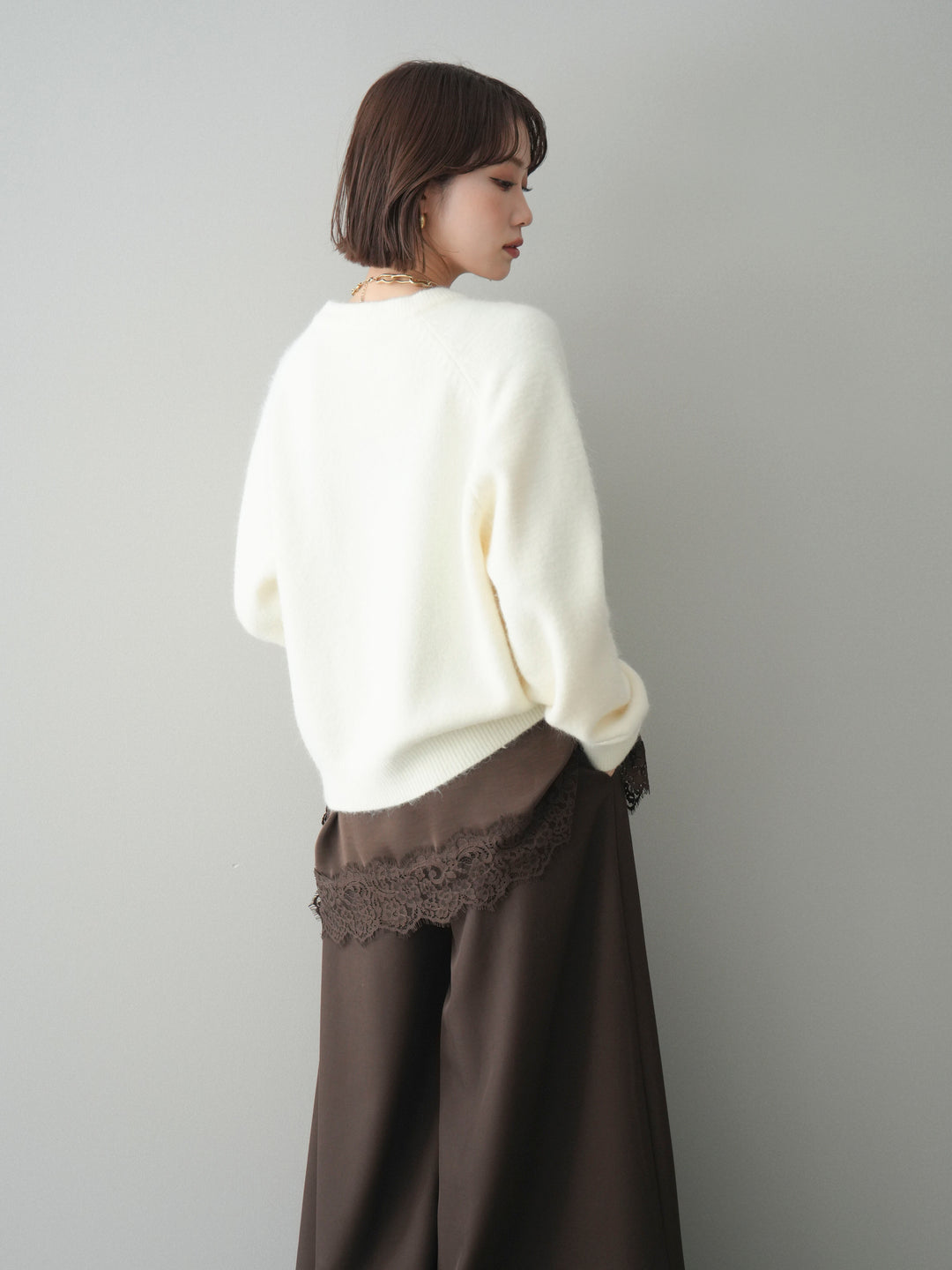 [予約]クルーネックモチモチニットプルオーバー/white