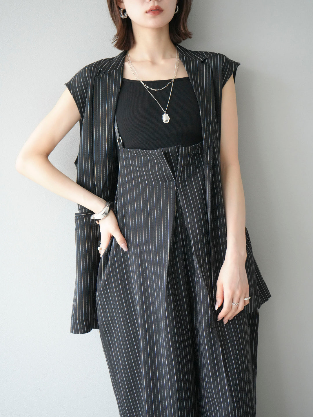 【着回しセット】[SET]ヘリンボーンストライプジレ+シアー切替ベロアトップス+ヘリンボーンストライプサロペット(3set)