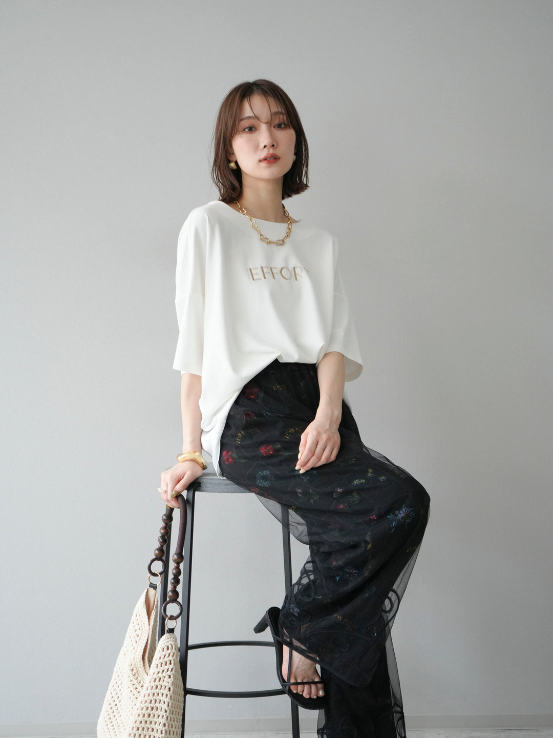 [予約]異素材メタリックロゴ刺繍×プリントTシャツ/オフ