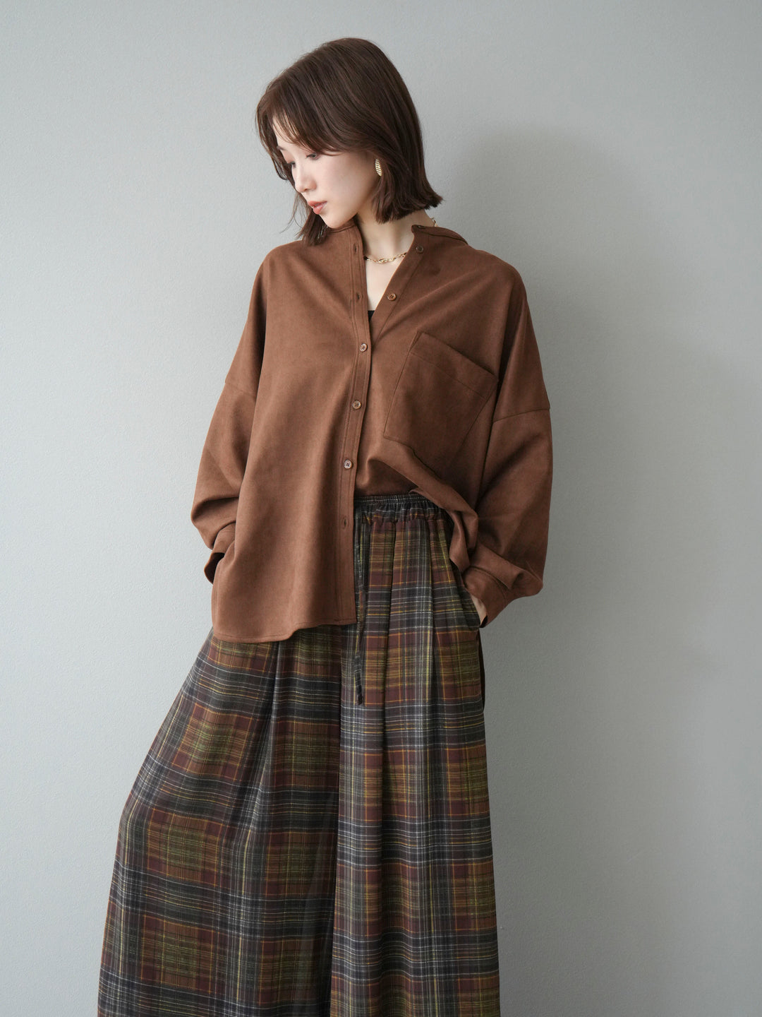 [SET]スエードバンドカラーオーバーシャツ+シアーチェックバギーパンツ(2set)