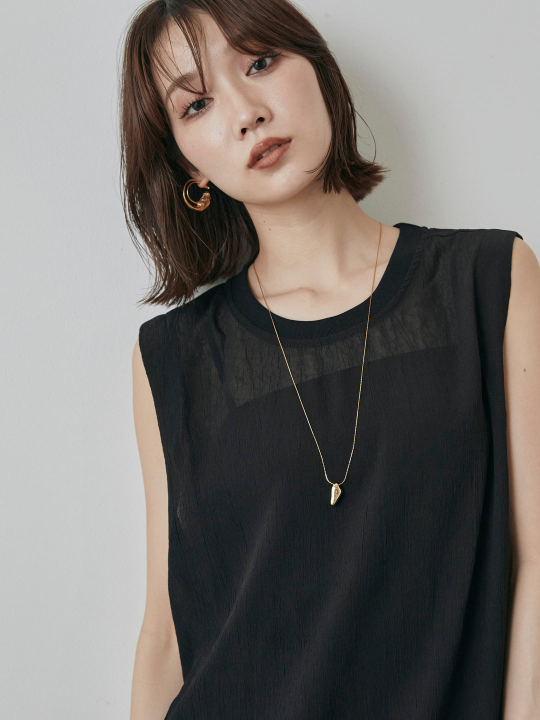 [予約]シアーワッシャーアシンメトリープルオーバー/ブラック