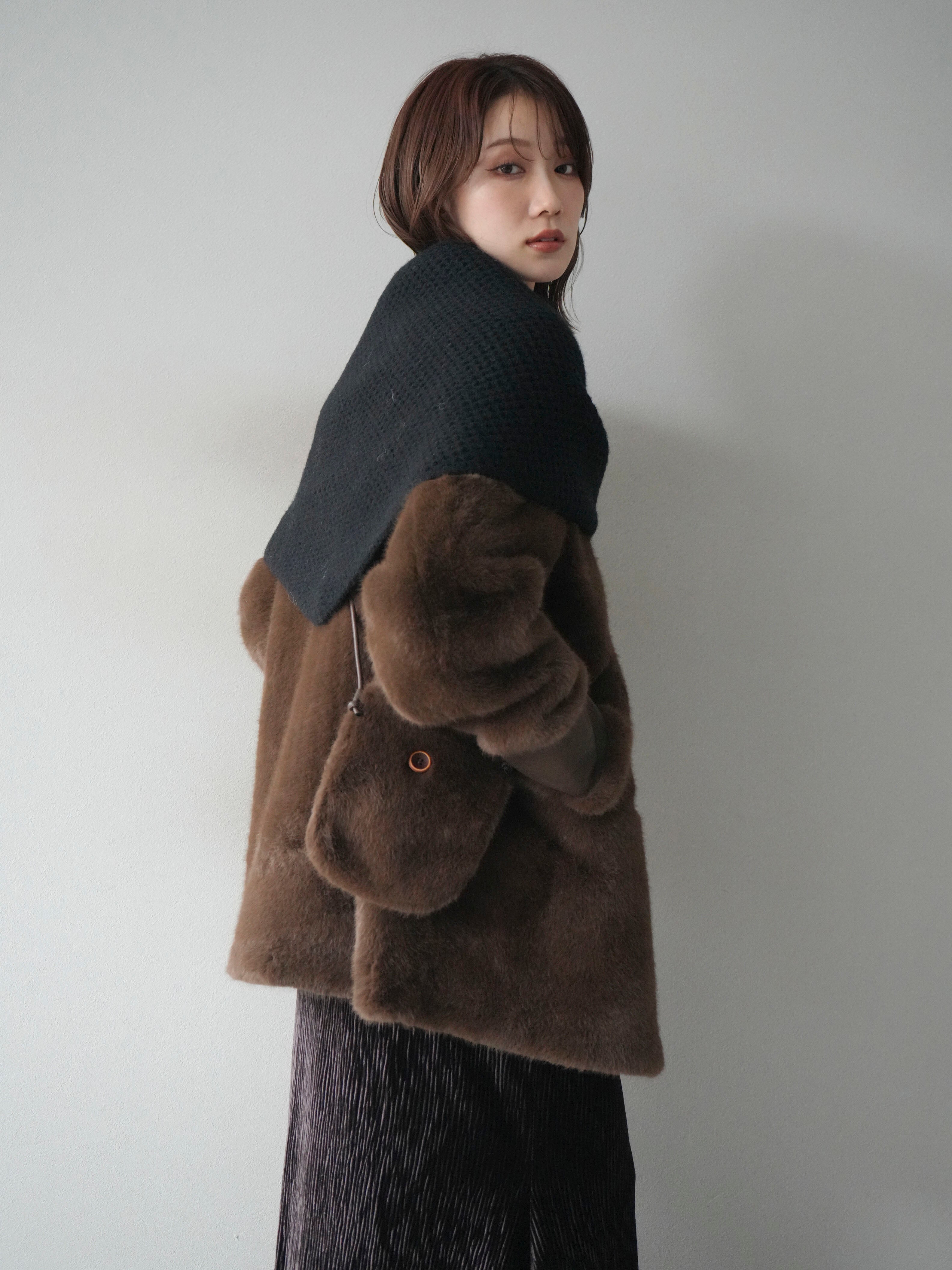 予約]バッグ付エコファーノーカラーコート/brown – Lumier