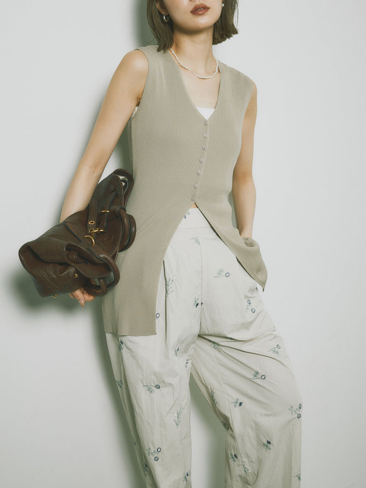 [予約]フロントスリットリブシェイプニットトップス/ベージュ