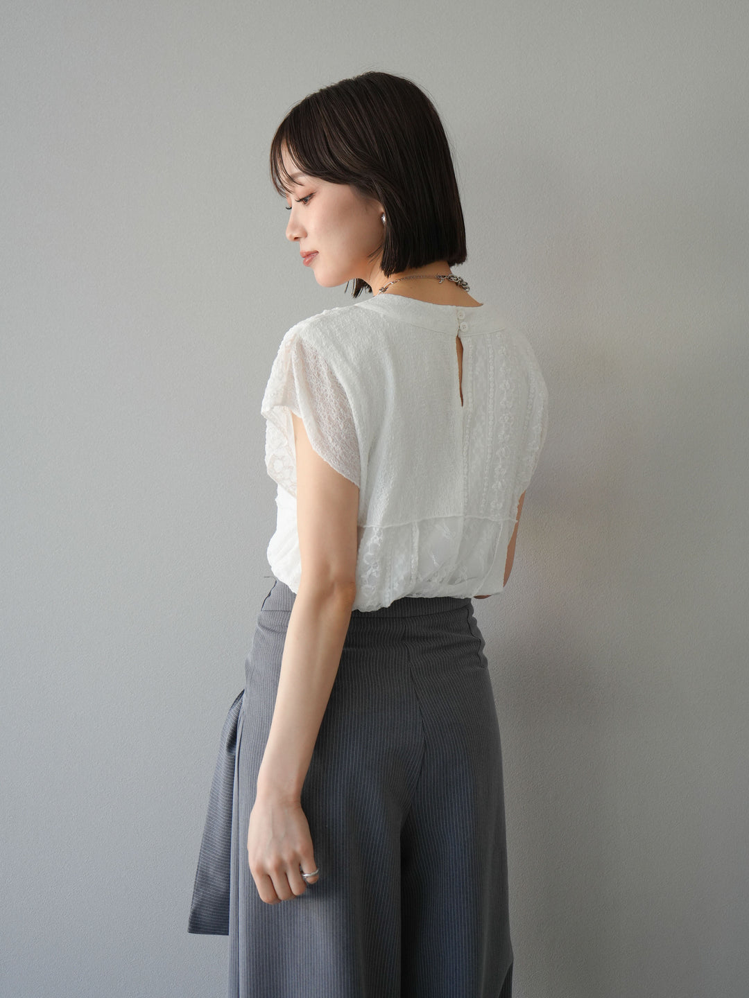 【預購】拼布蕾絲法式套頭衫/白色