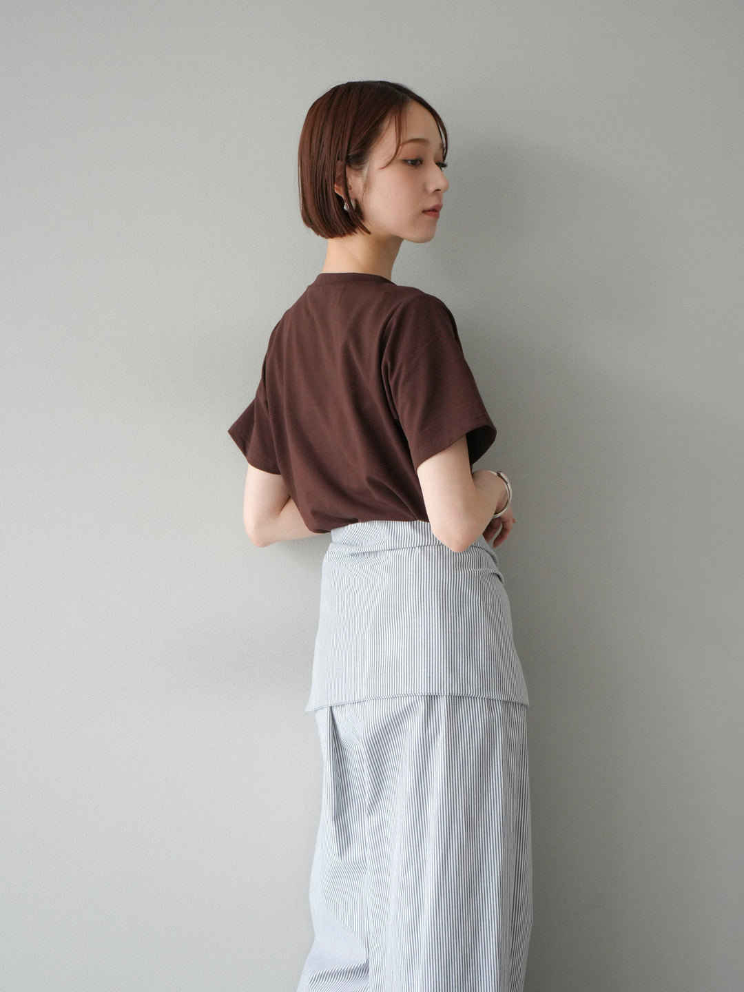 [SET]ビスチェデザインTシャツ+ウエスト巻きストライプイージーパンツ(2set)