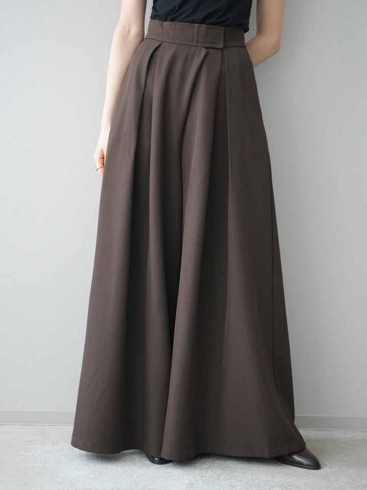 [予約]テープベルトタックバギーパンツ/brown