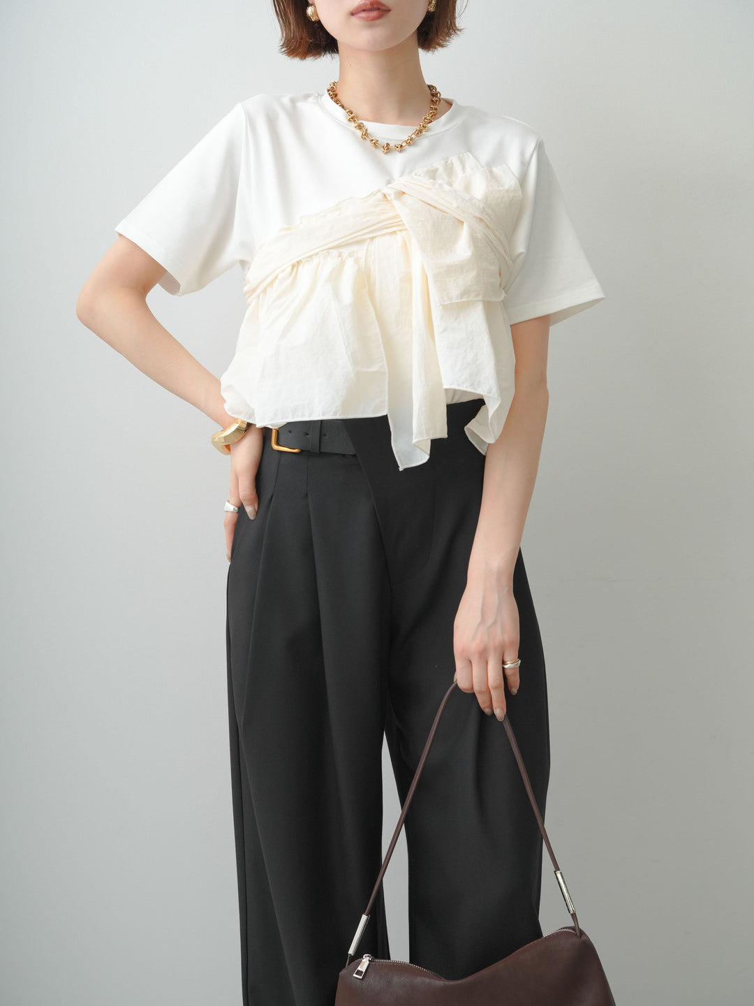 [SET]ナイロンドッキングツイストTEE +アシンメトリーベルトタックワイドパンツ(2set)