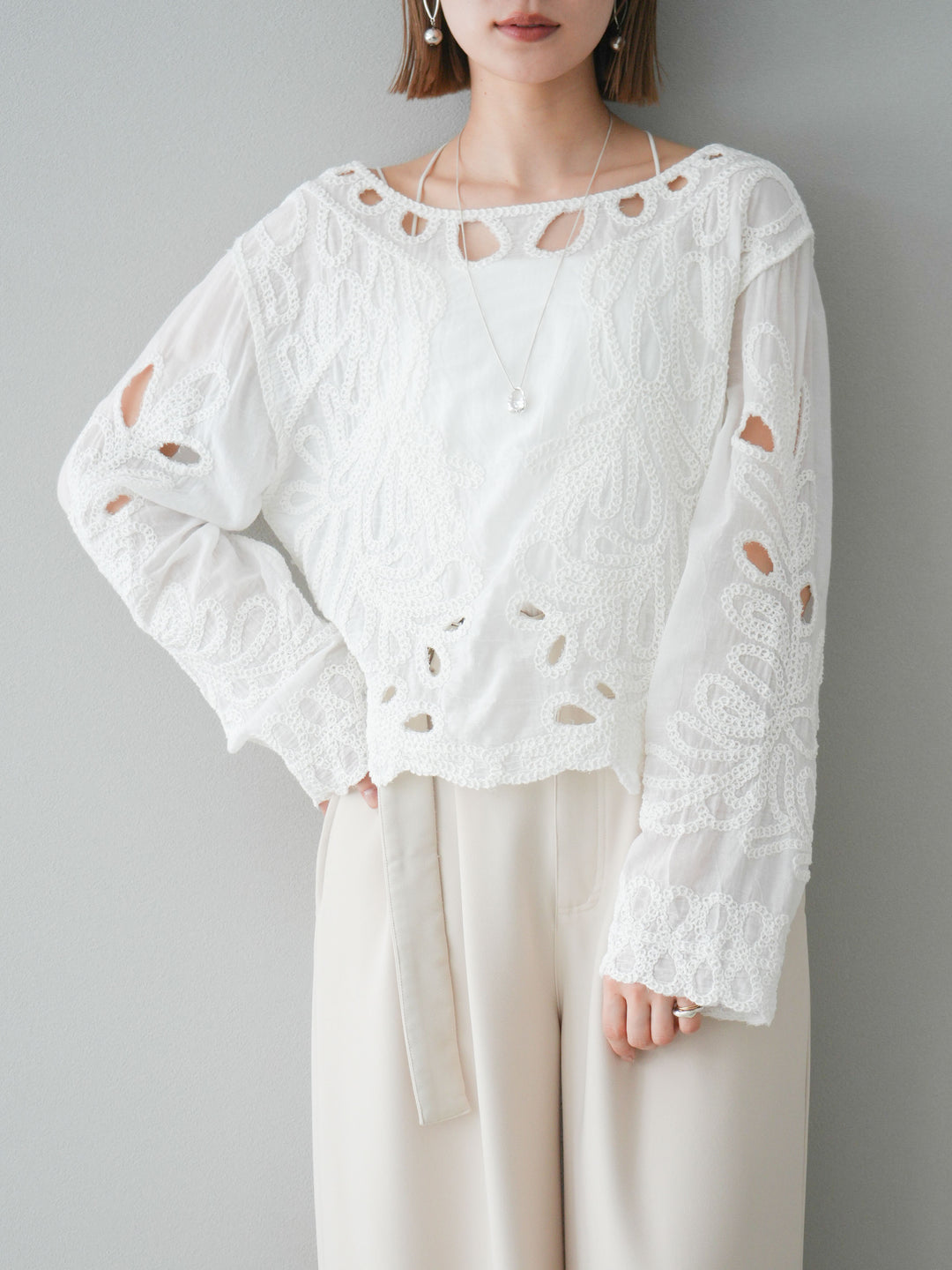 [予約]かぎ編みデザインブラウス/オフホワイト