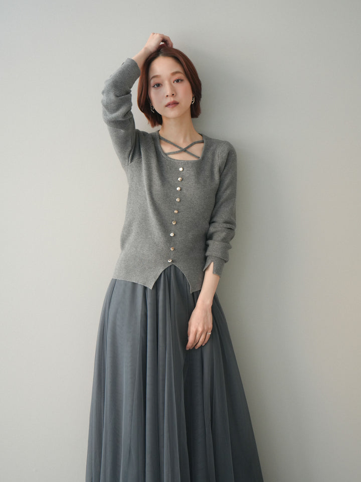 [予約]クロスデザインネックシルバーボタンニット/gray
