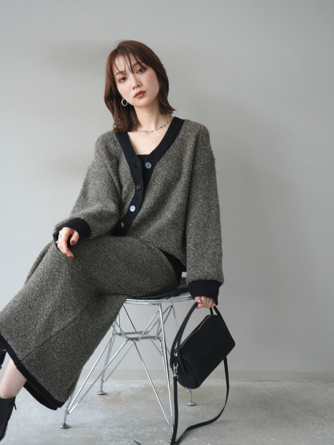 [予約]ブークレバイカラーニットカーディガン/charcoal