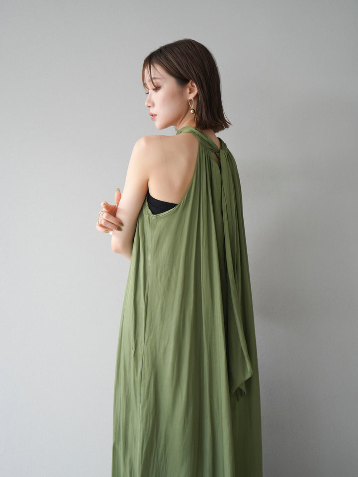 [予約]シャイニーホルターワンピース/グリーン