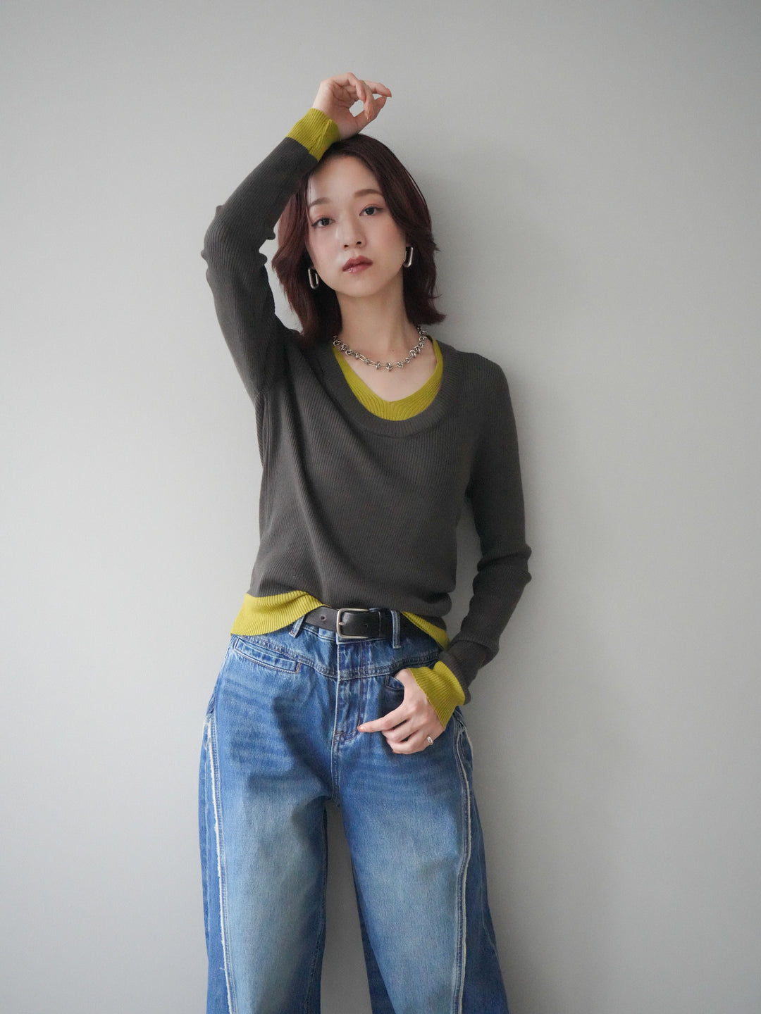 [SET]Uネック配色レイヤードリブニットトップス+サイドフリンジワイドデニムパンツ(2set)