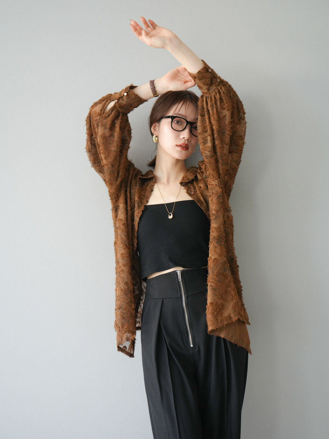 [予約]ニュアンスフリンジジャガードボリュームスリーブブラウス/ブラウン