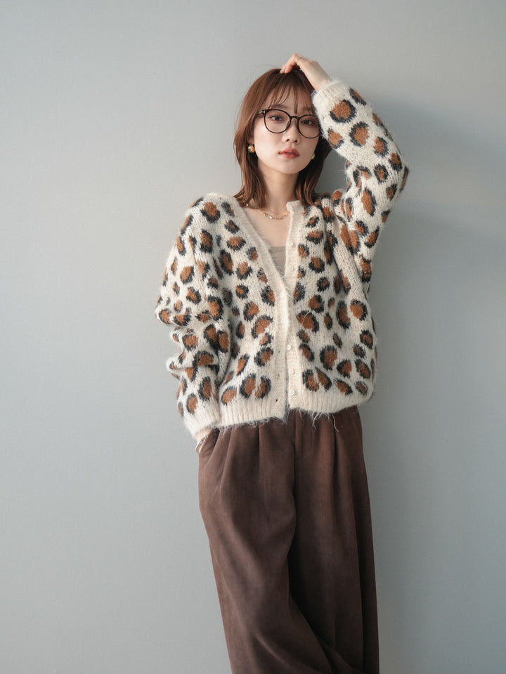 [SET]モヘアタッチレオパード柄ニットカーディガン+モチーフベルト付スエードタックワイドパンツ(2set)