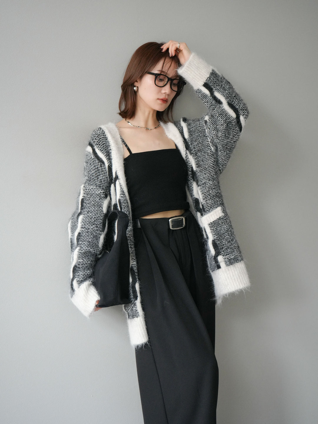 [SET]バイカラー編み込みデザインニットカーディガン+ベルトループデザインワイドパンツ(2set)