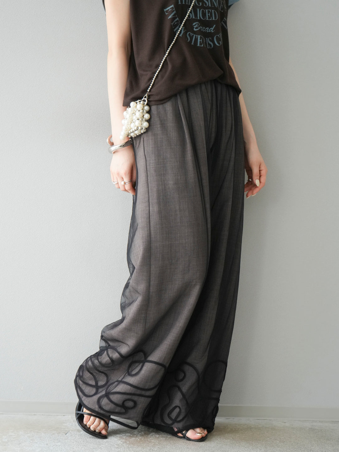 [SET] 繩繡薄紗疊穿褲+麻質寬鬆寬褲（2件組）