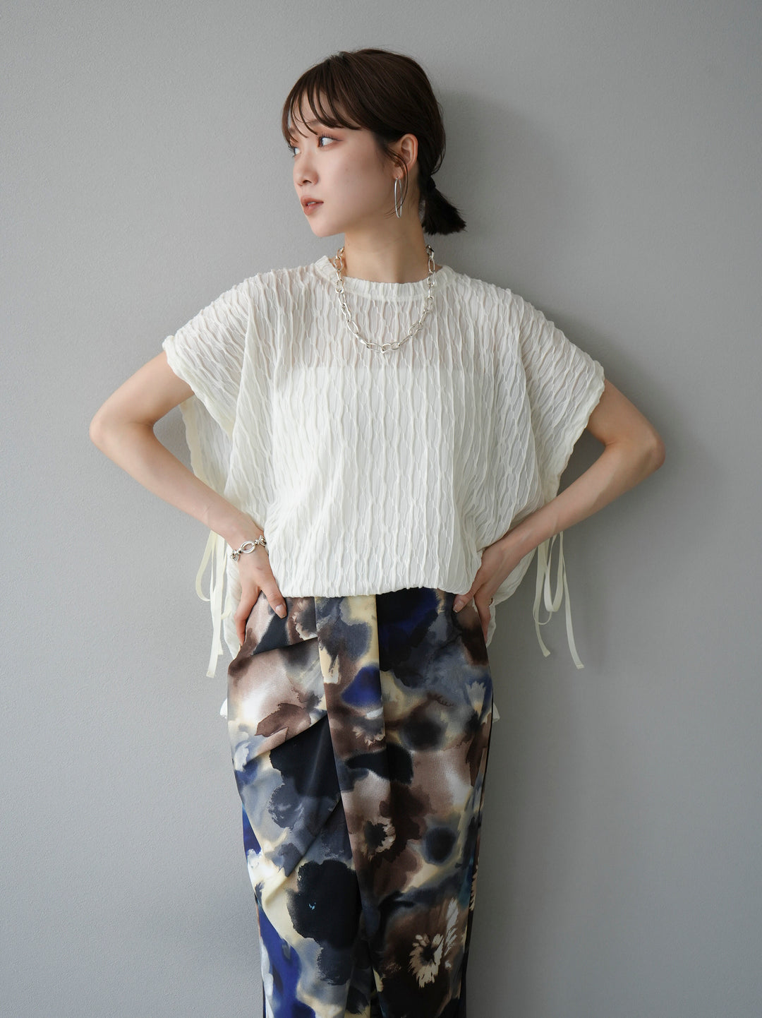 [Pre-order] Arm shirring sheer design mellow pullover/ivory