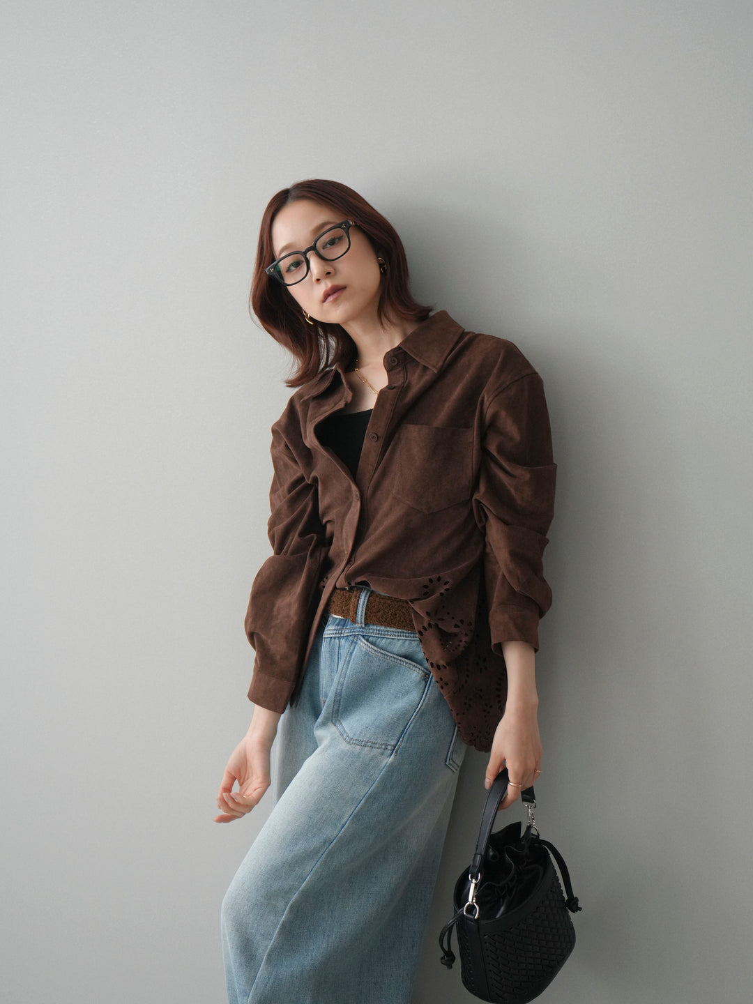 [SET]裾スカラップスエードシャツ+ベルト付裏起毛カーブデニムパンツ(2set)