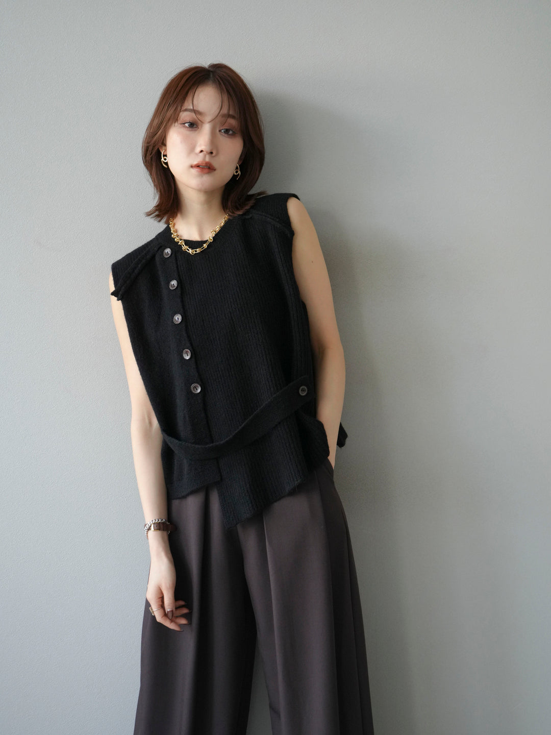[予約]レイヤードボタンニットベスト/ブラック