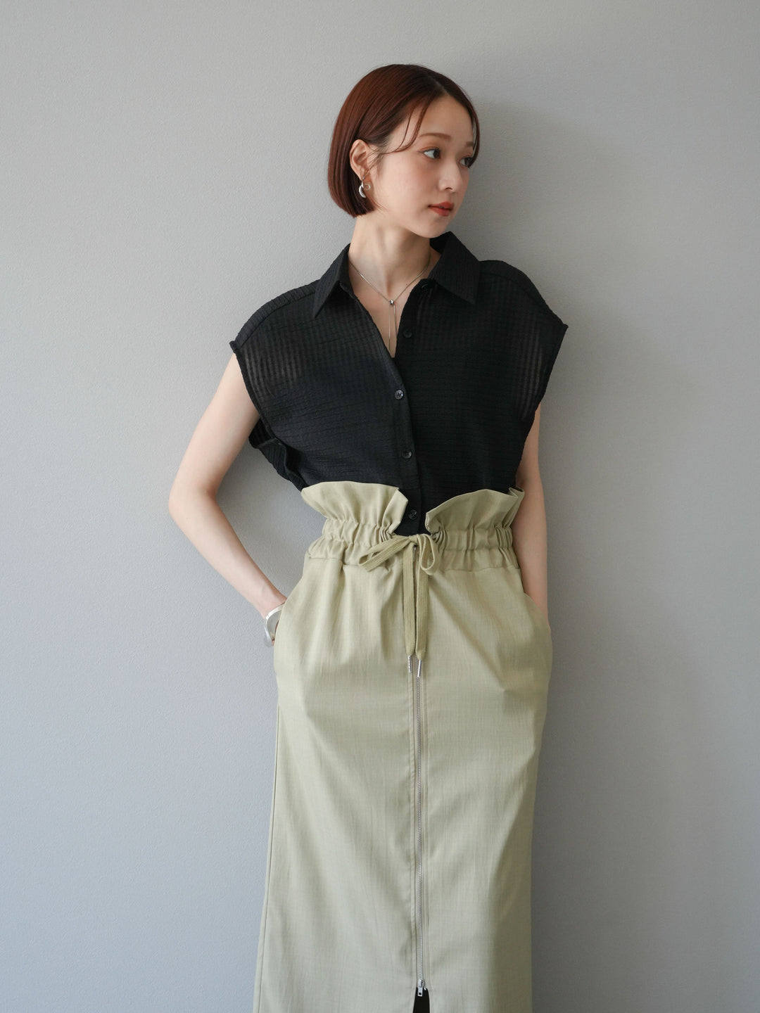 [SET]シアーチェックノースリーブシャツ+ヘザーエステルギャザージップスカート(2set)