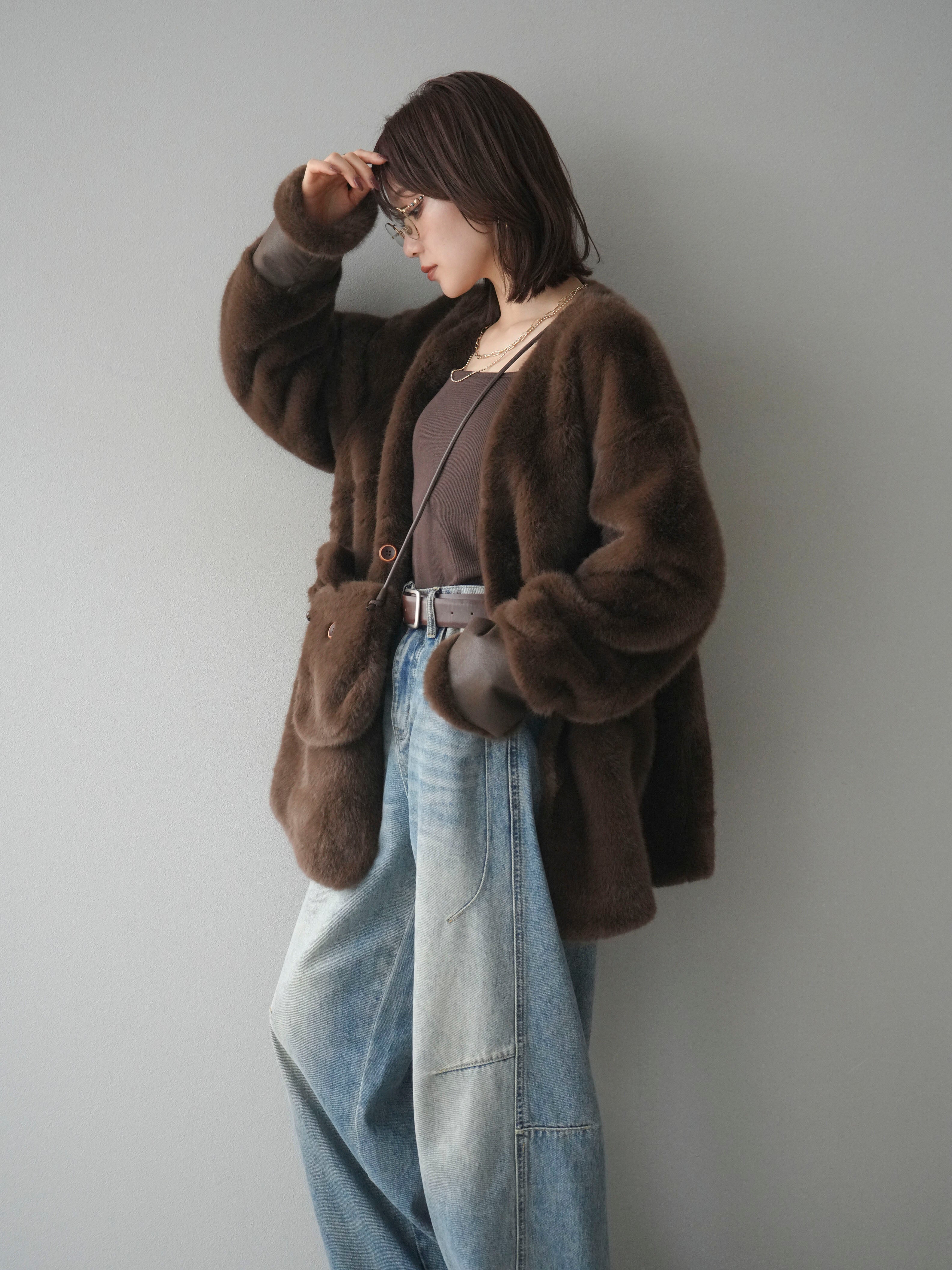 SET]バッグ付エコファーノーカラーコート+ベルト付カーブデニムパンツ