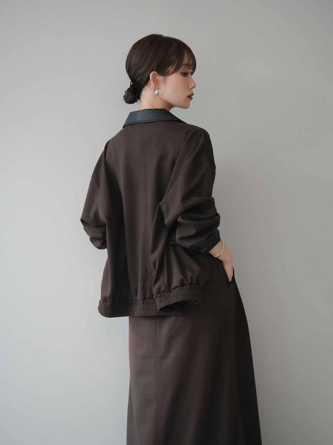 [予約]レザー襟配色パイピングブルゾン/brown