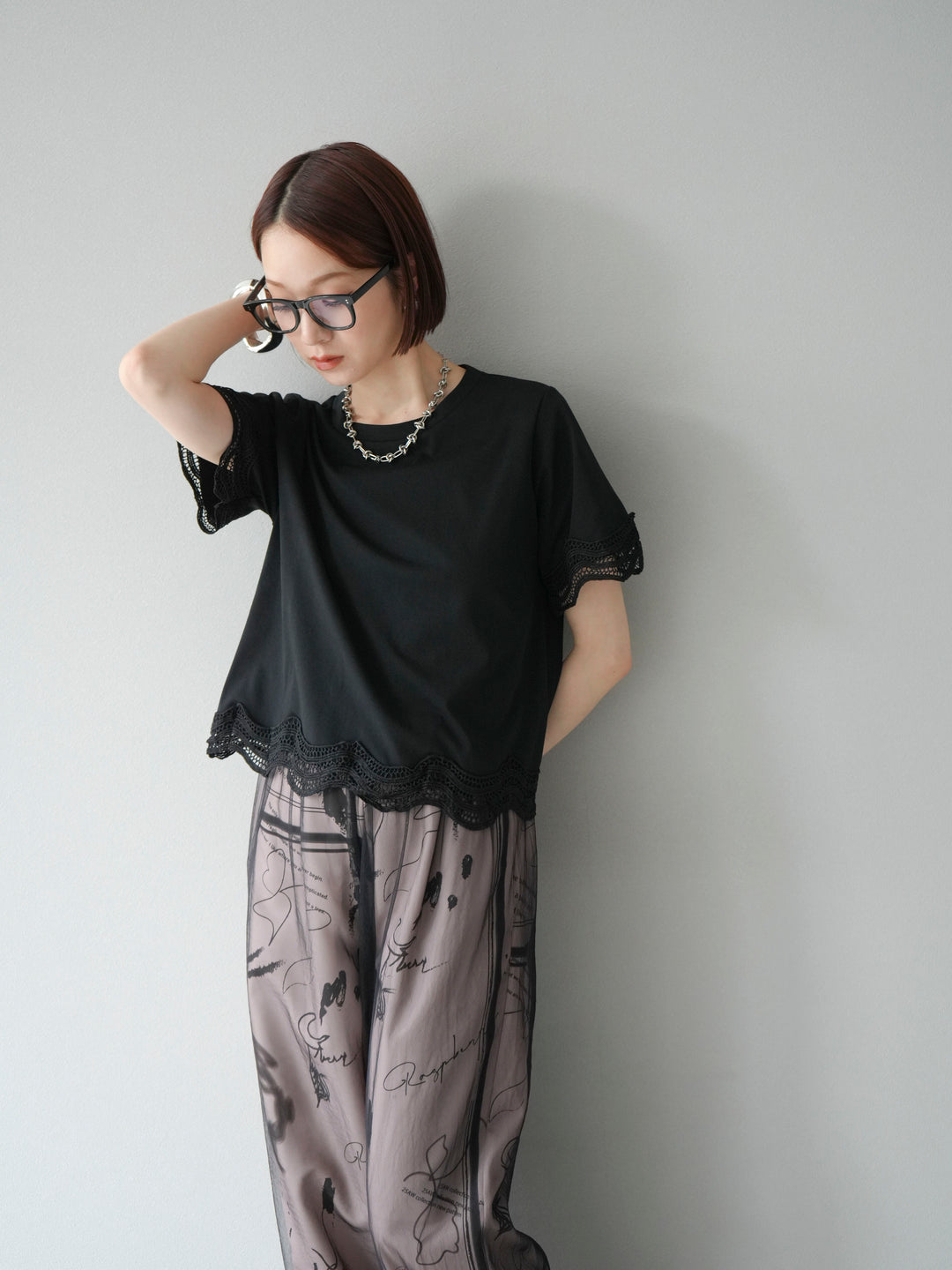 [SET]レース切替カットソー+コード刺繍チュールレイヤードパンツ(2set)