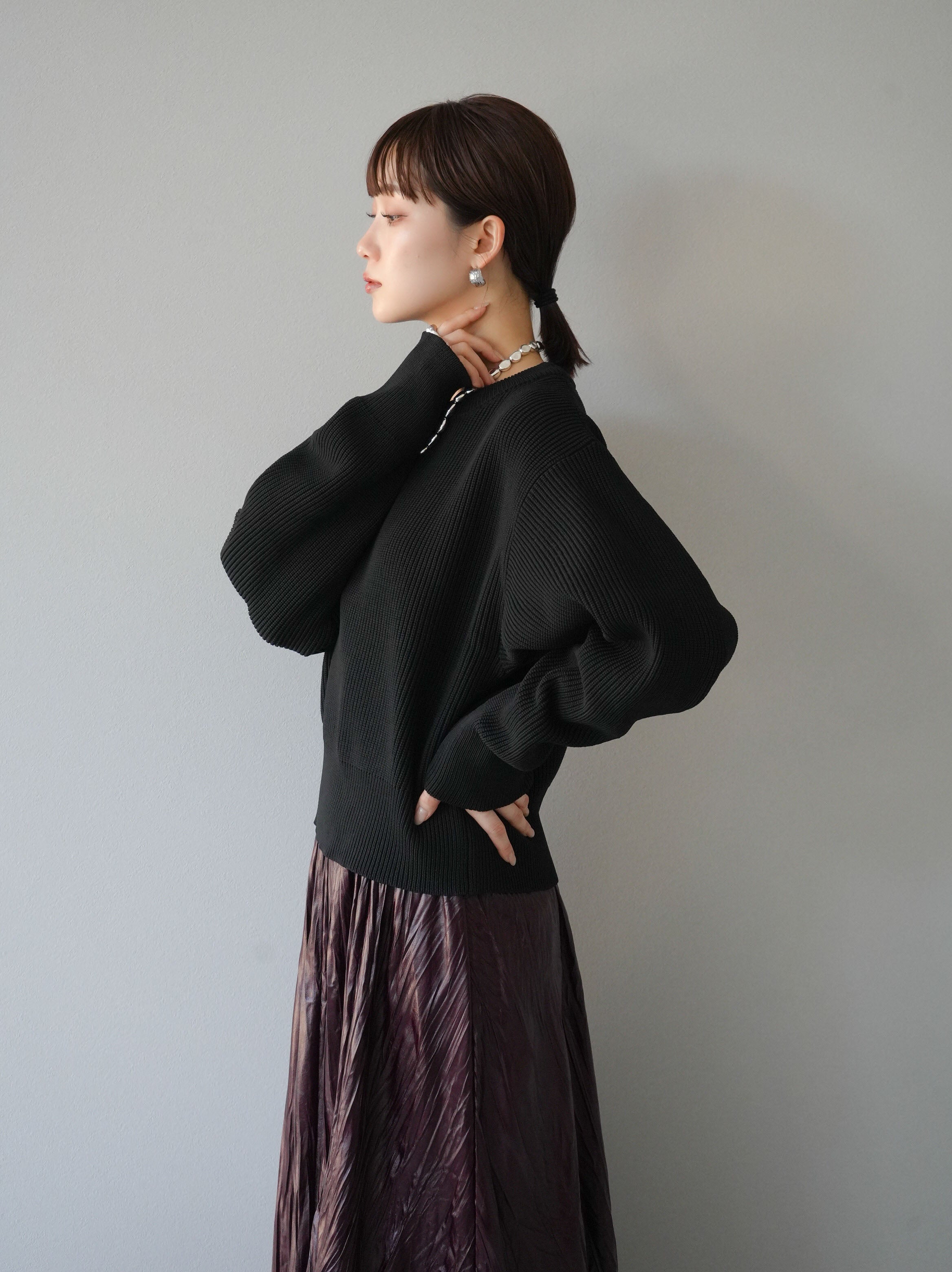 予約]あぜ編みポリエステルニットプルオーバー/ブラック – Lumier