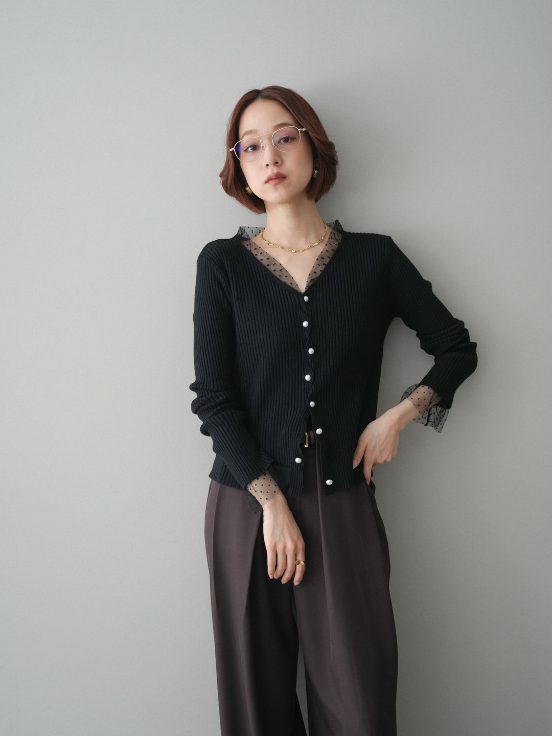 [予約]チュールドッキングパールボタンニットカーディガン/black