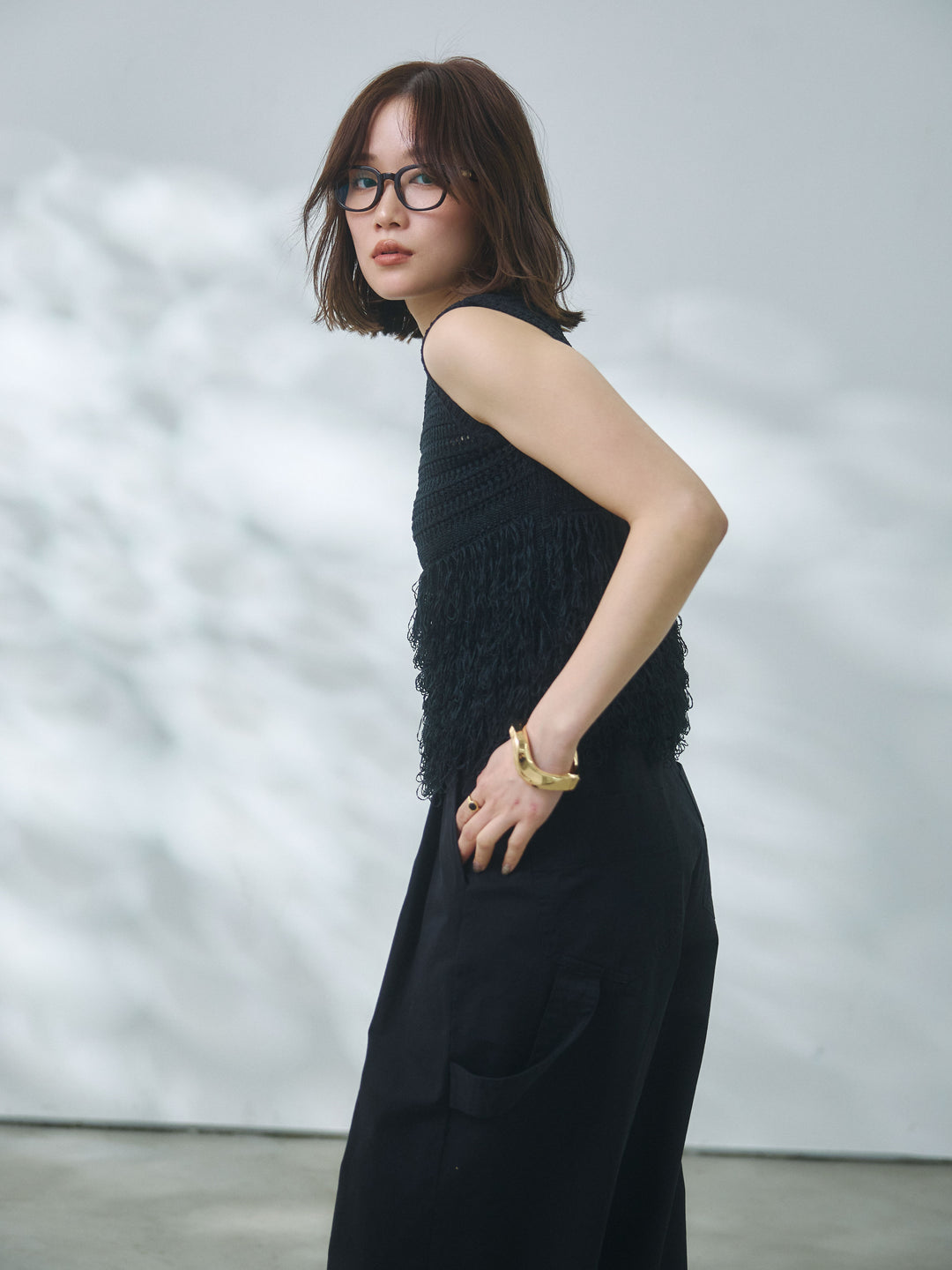 【Allure】[SET]フリンジクロップドニットベスト+カットオフコットンツイルタックワイドパンツ(2set)