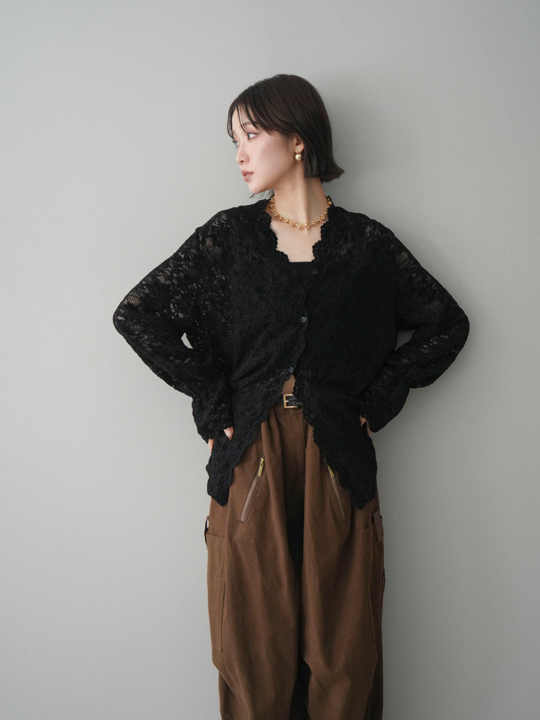 [予約]Vネックレースブラウス/black