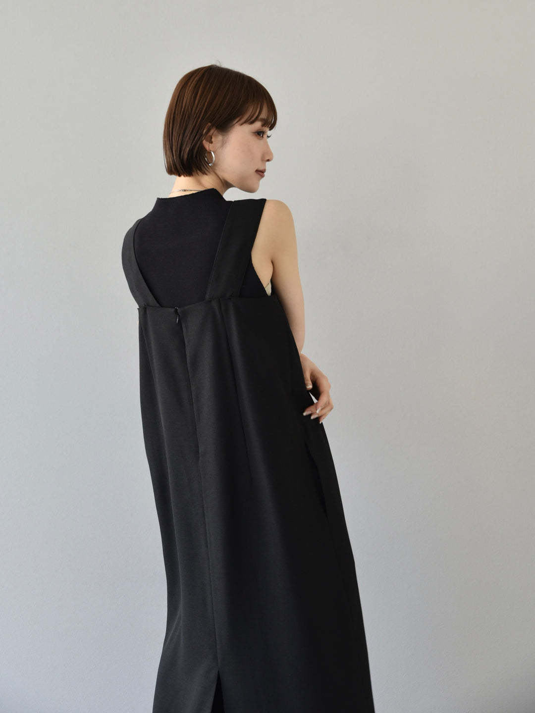 [Pre-order] SLUB YARN ASYMMETRY DRESS/BLACK