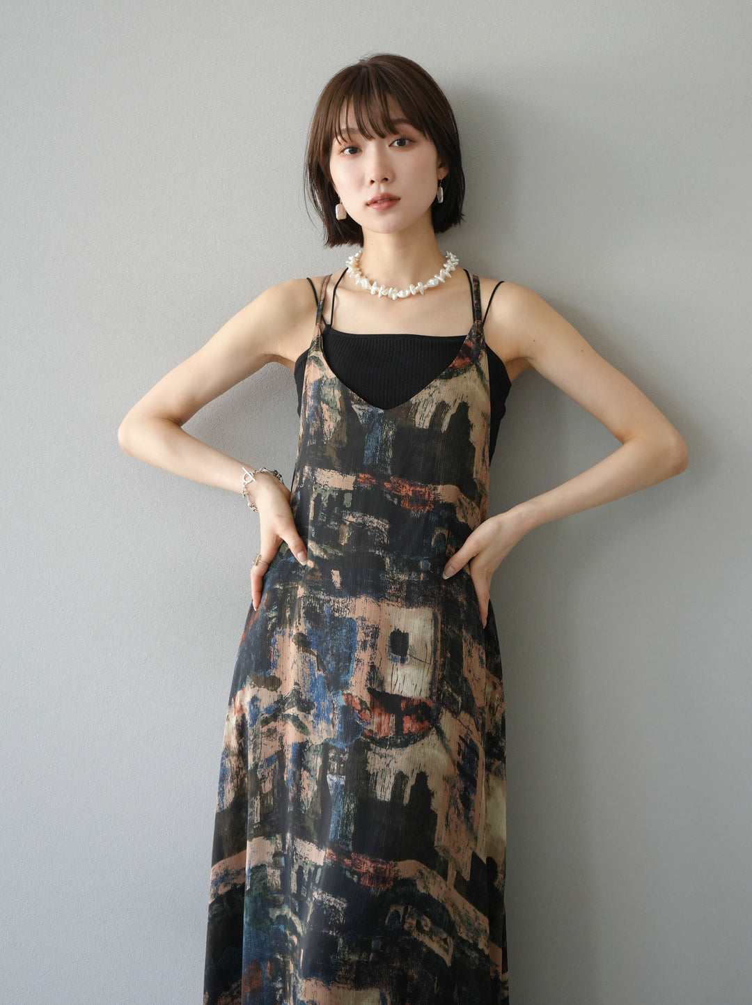 [Pre-order] Nuanced Pattern Back Cross Camisole Dress/Navy